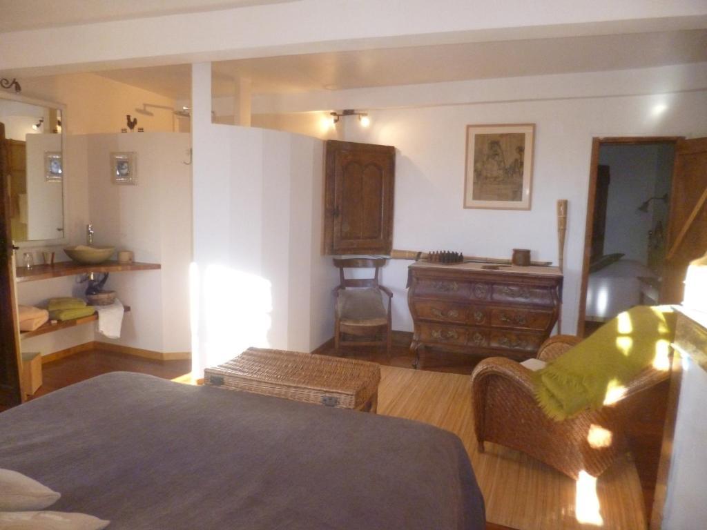 Haras Picard Du Sant Bed and Breakfast Lasserre  Buitenkant foto